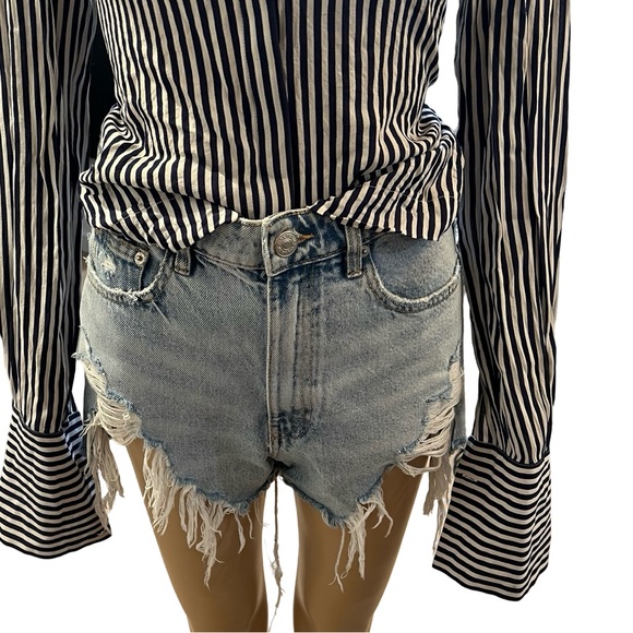 Beautiful silk striped top - Picture 5 of 9